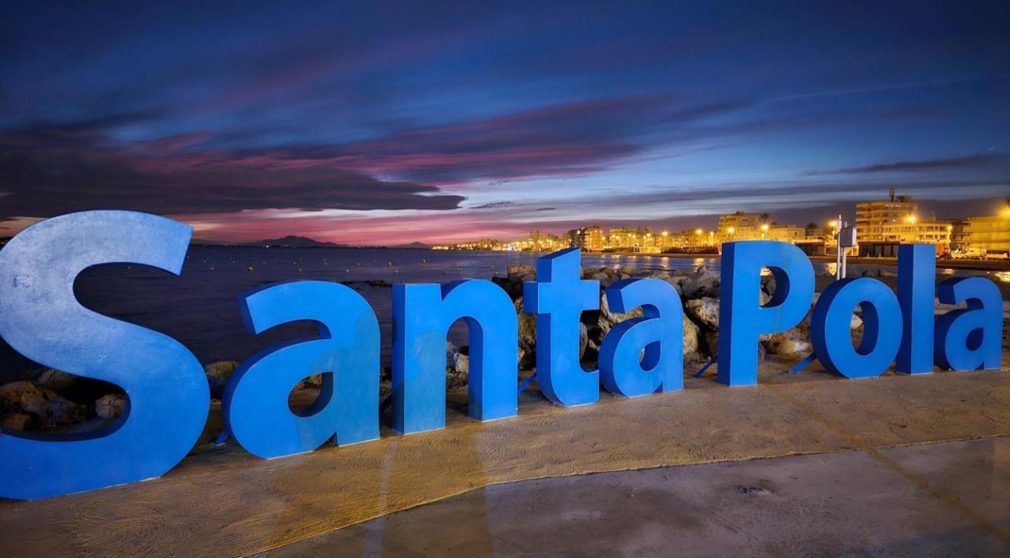 Santa Pola Con Tres Dormitorios Playa Levante Экстерьер фото