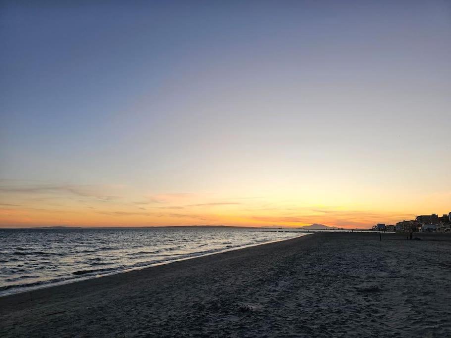 Santa Pola Con Tres Dormitorios Playa Levante Экстерьер фото