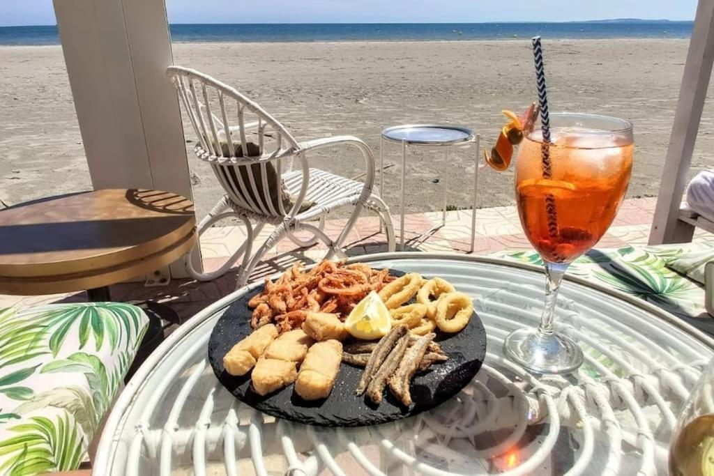 Santa Pola Con Tres Dormitorios Playa Levante Экстерьер фото
