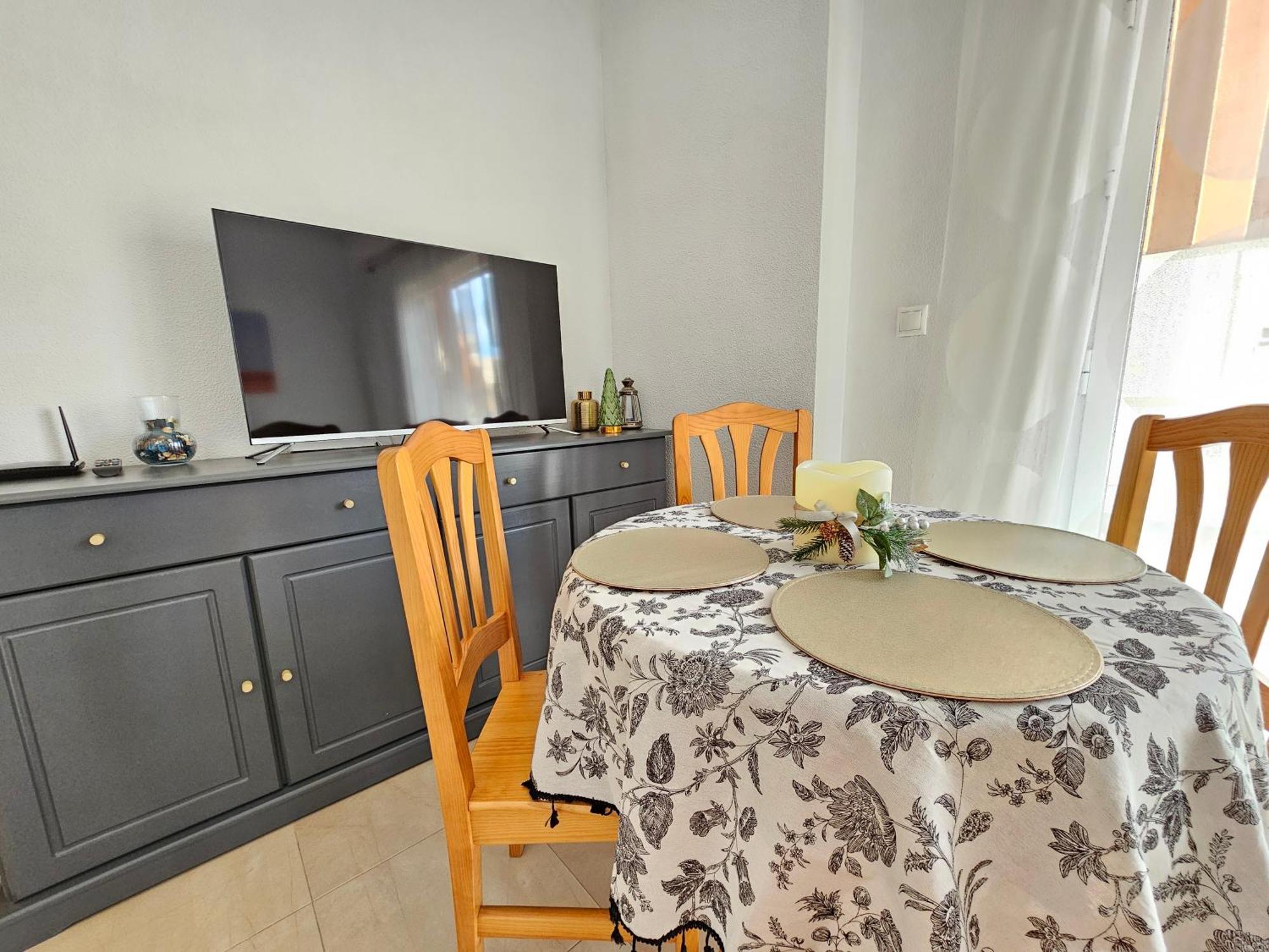 Santa Pola Con Tres Dormitorios Playa Levante Экстерьер фото